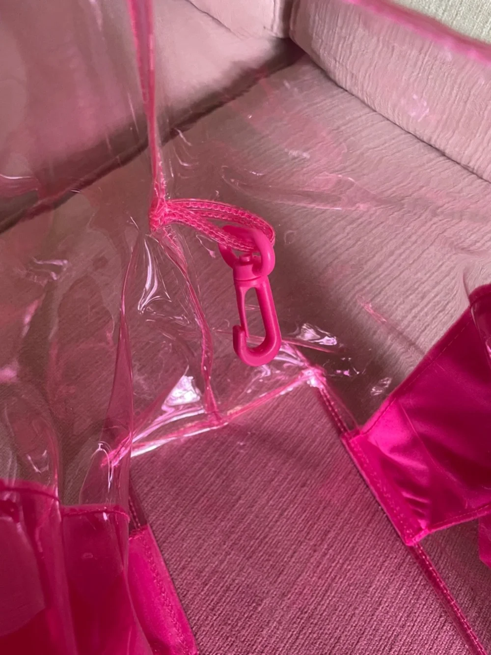 Royal Caribbean Perfect Day in Coco Cay Clear Pink Tote with Matching Pouch - Picture 6 of 7